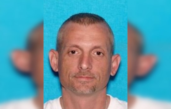 Manhunt Underway as Suspect Escapes in THP Patrol Vehicle in Tennessee, Public Caution Advised