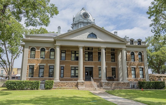 Mason County Courthouse in Texas Triumphantly Reopens After Arson Attack, Celebrating Resilience and Restoration