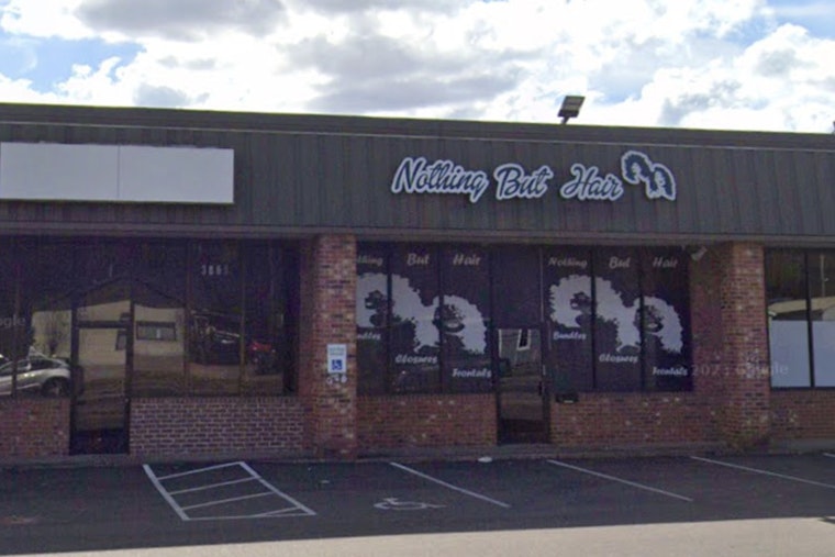Memphis Police Seek Eight Suspects After U-Haul Crashes into Beauty Store in Brazen Burglary and Shooting