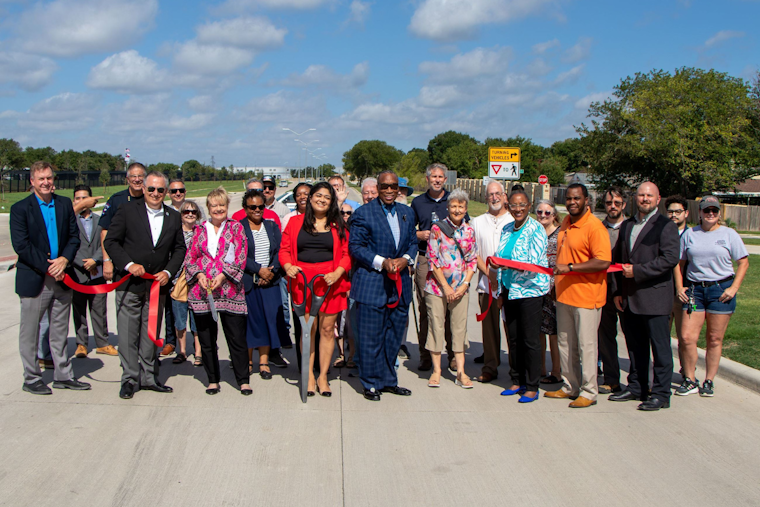 Mesquite and Dallas County Unveil Transformed Skyline Drive with New Hike-and-Bike Trail
