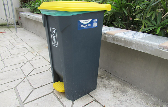 Metro Detroit Faces Mounting Trash Collection Delays, Priority Waste Works To Clear Backlog