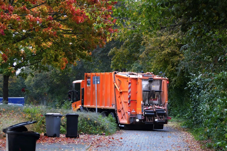 Miami-Dade Commissioners Approve 27% Increase in Garbage Collection Fees Amid Budget Shortfalls