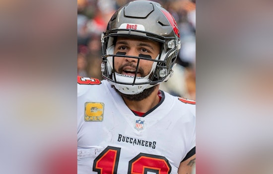 Mike Evans Confirms Considering Texans and Chiefs Before Inking $52 Million Deal with Buccaneers