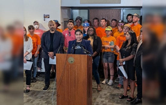 Minneapolis City Council Passes Police Contract Amid Striking Park Workers' Fight for Equity