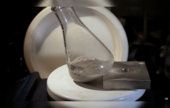 MIT's Hydrogen Fuel Breakthrough: Coffee Grounds, Aluminum Cans, and Seawater Lead Green Energy Innovation