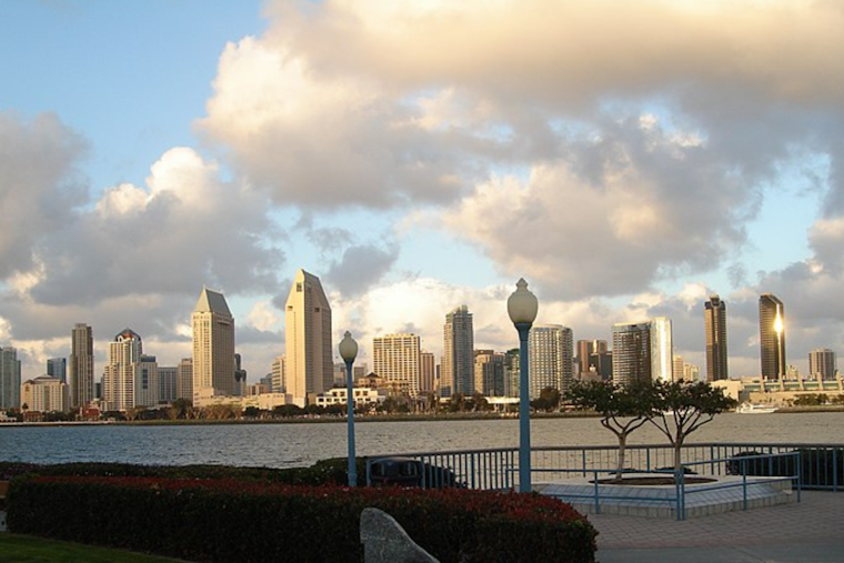 Mixed Weather Forecast for Southern California: Heat Warning and Thunderstorms Loom