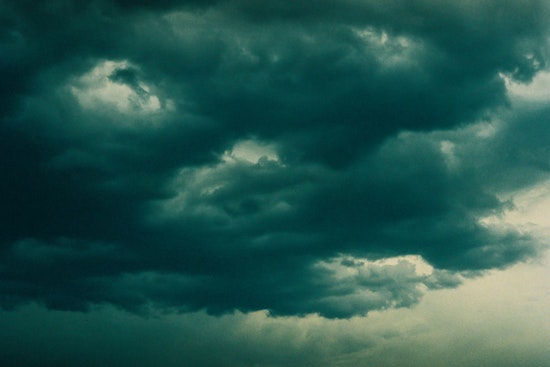 Oahu Braces for Strong Winds and Showers as Trade Winds Intensify Across Hawaiian Islands