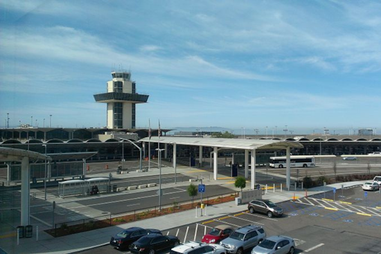 Oakland Airport to Host Festive National Aviation Day Celebrations with Interactive Activities for Travelers