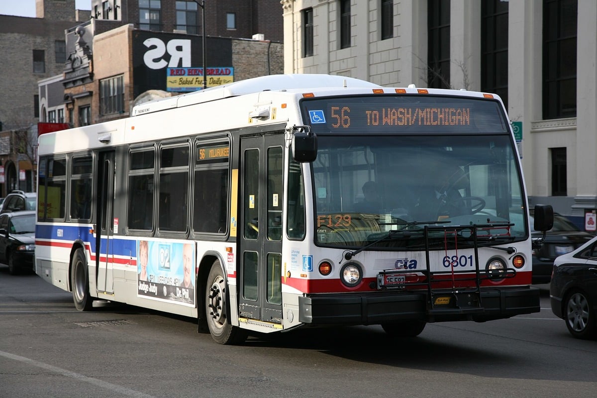 One Dead, CTA Bus Driver Injured in Chicago Shooting; Suspect in