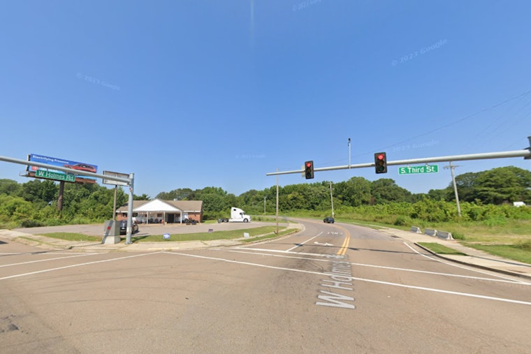 One Fatality, One Critically Injured in Memphis Two-Car Collision on South Third Street