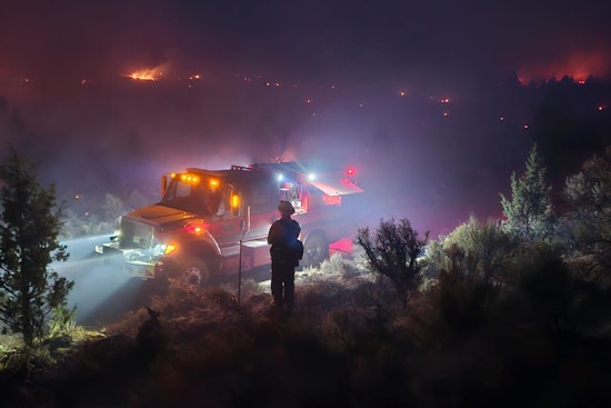 Oregon Firefighters on High Alert as Wildfires Intensify Amid Extreme Weather Conditions