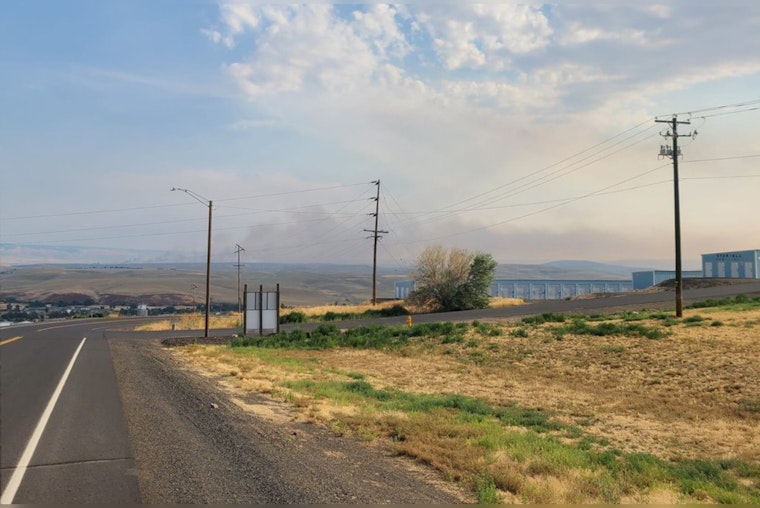 Oregon Governor Declares Emergency as Wildfires Escalate in Umatilla County