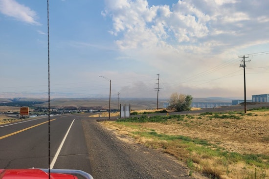 Oregon Governor Declares Emergency in Umatilla County as Wildfires Rage, Forcing Evacuations Near Pilot Rock