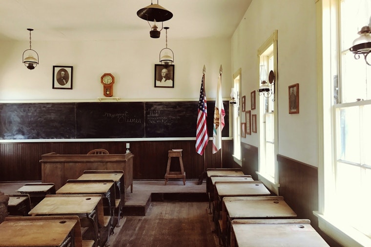 Oregon Governor Proposes $515 Million Boost for State School Fund Amid Financial Strains