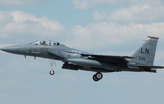 Oregon Skies Thunder with Patriotism as Military Jets Salute July 4th Across the State