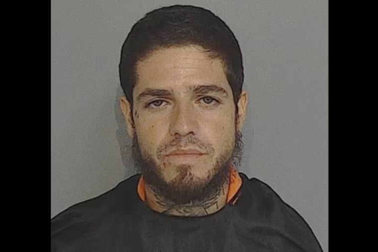 Osceola County Man Faces Child Neglect Charge for Allegedly Abandoning 10-Year-Old Daughter on Highway Near Kissimmee