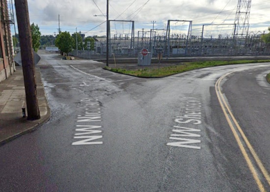 Pedestrian Fatally Struck by Train in Northwest Portland, Investigation Underway