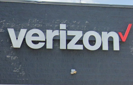 Philadelphia Mayor Cherelle L. Parker Announces Renewed Franchise Agreement with Verizon at City Hall