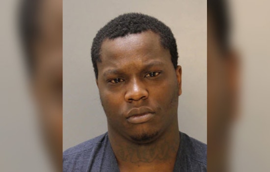 Philadelphia Police Hunt for Suspected Triple Homicide Perpetrator Amir Jones in 19th District