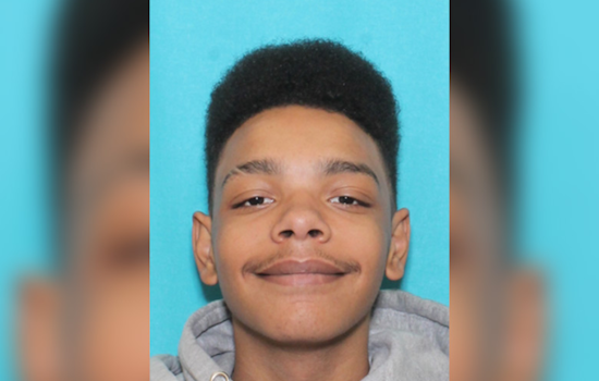 Philadelphia Police Seek Public's Help to Find Endangered 19-Year-Old Julian McFarland