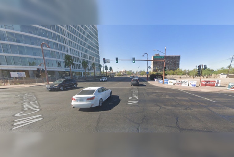Phoenix Apartment Complex Plagued by Persistent Rodent and Maggot Infestation, Residents Alarmed