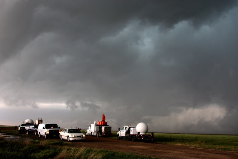 Phoenix Braces for Continued High Heat and Thunderstorms, Gusts up to 35 MPH Expected