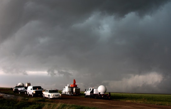Phoenix Braces for Continued High Heat and Thunderstorms, Gusts up to 35 MPH Expected