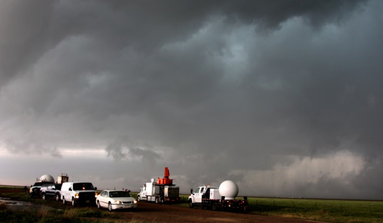 Phoenix Braces for Continued High Heat and Thunderstorms, Gusts up to 35 MPH Expected