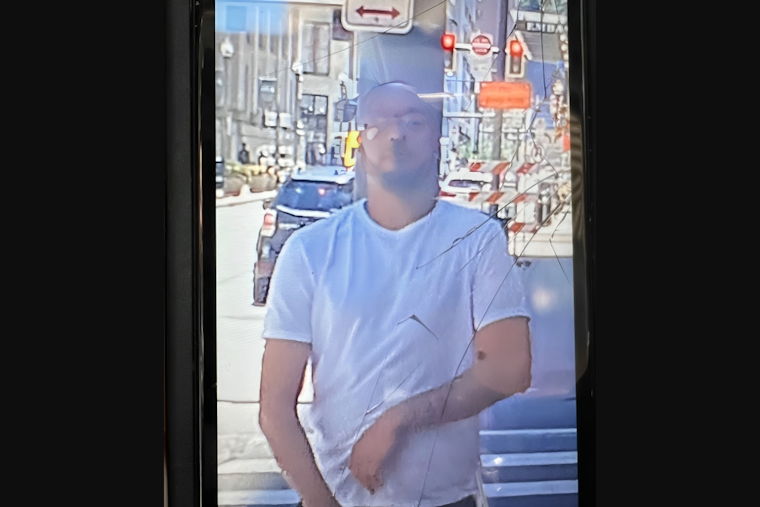 Pittsburgh Police Seek Public's Help to Identify Suspect in Smithfield Street Assault