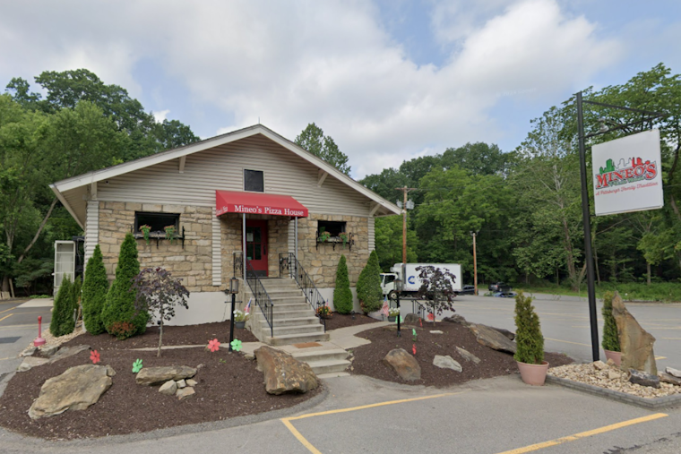 Pittsburgh's Mineo's Pizza House Featured Among Global Best in New York Times Readers' List
