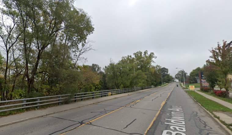 Pontiac Man's Body Discovered in Harris Lake, Prompting Investigation by Oakland County Sheriff's Office