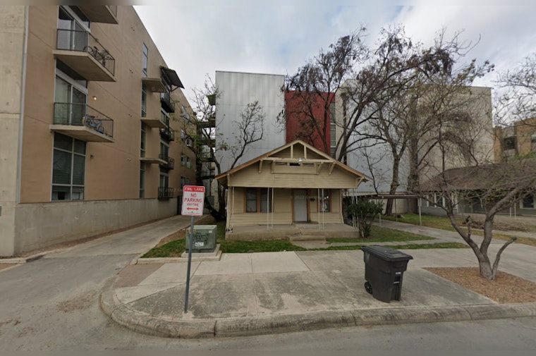Rapid Fire Department Response Curbs Blaze at Vacant Downtown San Antonio Building