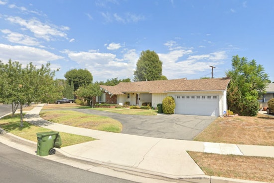 Rapid Response by LAFD Extinguishes Blaze in Granada Hills Home, No Injuries Reported