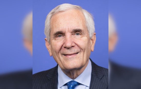 Reps. Doggett and Grijalva First Democrats to Publicly Suggest Biden Should Not Seek Reelection Amidst Party Tensions