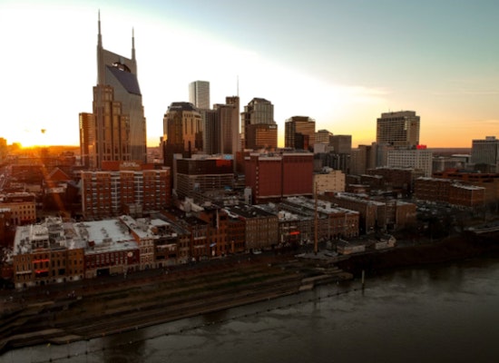 Residents of Nashville Brace as Temperatures Near 99°F During Sizzling Heat Wave