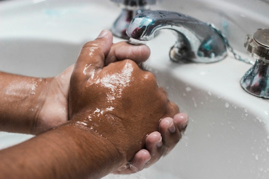 Riviera Beach Sets Emergency Meeting to Tackle Water Contamination Crisis