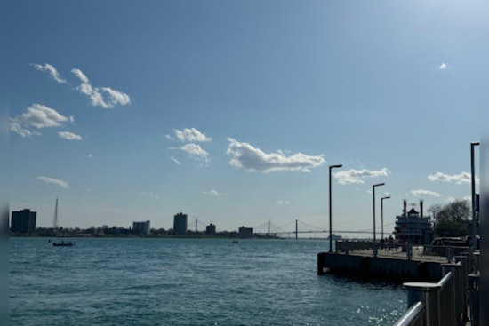 Salvage Efforts Underway for Stranded Pleasure Boat in Detroit River