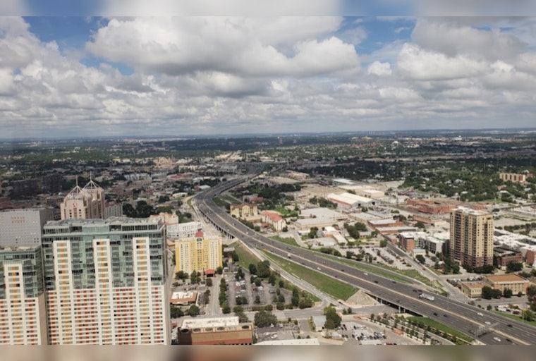 San Antonio Braces for Showers and Potential Thunderstorms Amidst Warm Conditions