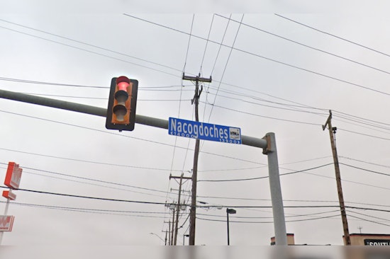 San Antonio Police Hunt for Four Suspects in Armed Robbery of Northeast-Side Smoke Shop