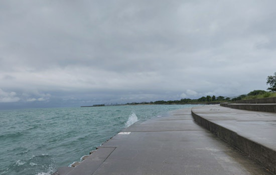 Search Continues for Missing Person After Boat Capsizes on Lake Michigan Near Chicago's 31st Street Beach