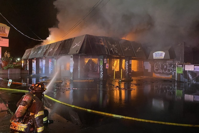 Seattle Firefighters Tackle 2-Alarm Blaze at Vacacious Eastlake Commercial Building
