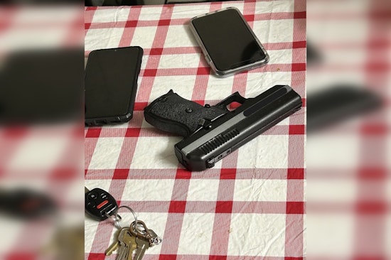 Seattle Police Safely Resolve Hostage Situation at South Seattle Salon, California Man Faces Multiple Charges