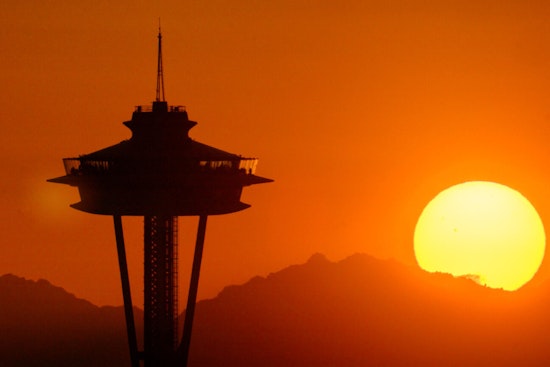 Seattle Prepares for Summer Heat with Cooling Centers and Community Aid, Urges Residents to Stay Vigilant and Hydrated