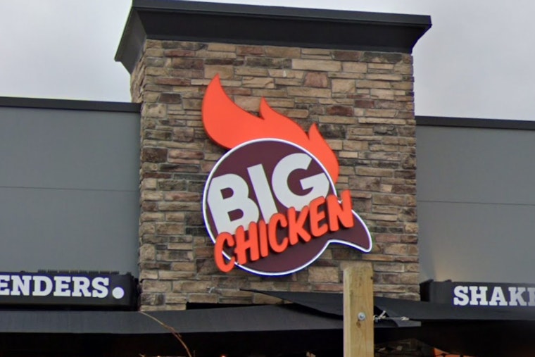 Shaquille O'Neal's Big Chicken Set to Debut at Northshore Mall,