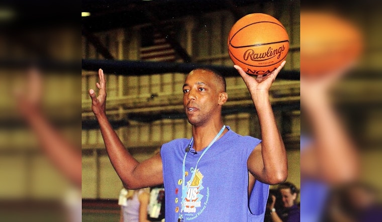 Spurs Legend Sean Elliott's Heart Condition Detected by Apple Watch, Prompting Swift Medical Response in San Antonio