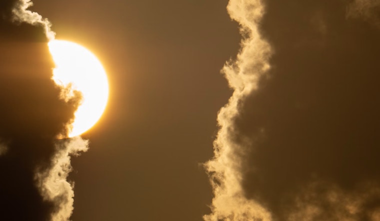 Sunny Spells and Thunderstorm Risks Ahead for Detroit with Highs Fluctuating Up to 90 Degrees