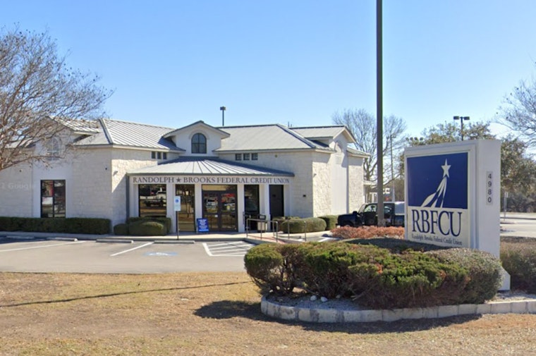 Suspect in Custody After Unarmed Attempted Bank Robbery in Schertz, No Injuries Reported