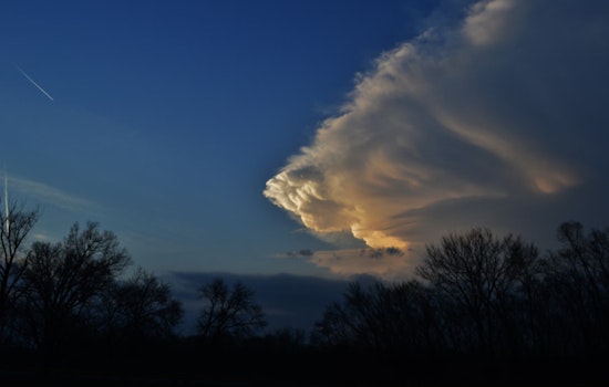 Tampa Braces for Typical Mix of Scorching Heat and Thunderstorms, as National Weather Service Advises Caution