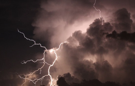 Tampa Prepares for Unpredictable Weather with Thunderstorms and Heat Ahead