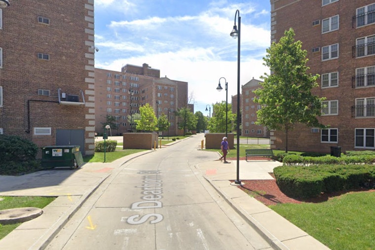 Teen Charged with Felony Aggravated Battery After Stabbing in Chicago